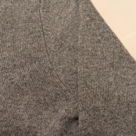 Celeste Cashmere Sweater Womens Small V Neck Pullover Gray Top - Picture 7 of 10